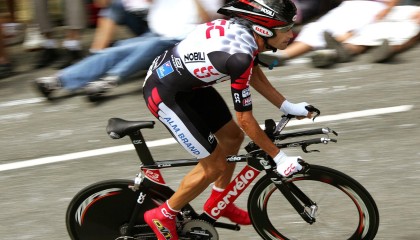 九游在线玩-勇士推出“球迷数字会员卡”，享受专属福利，勇士球员交易