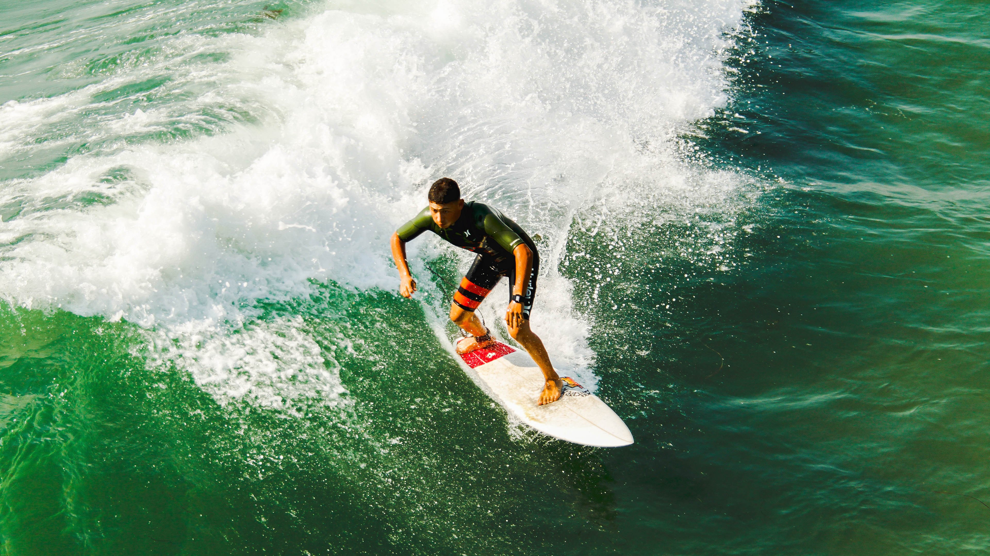 特色漂流比赛，水上极速刺激的新体验，漂流比赛logo